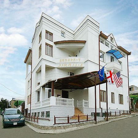 Europa+T Hotel Тбилиси Экстерьер фото